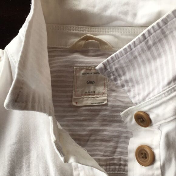 Gap denim jacket  Four pockets buttons Small Cream with light striped detail - Picture 3 of 8
